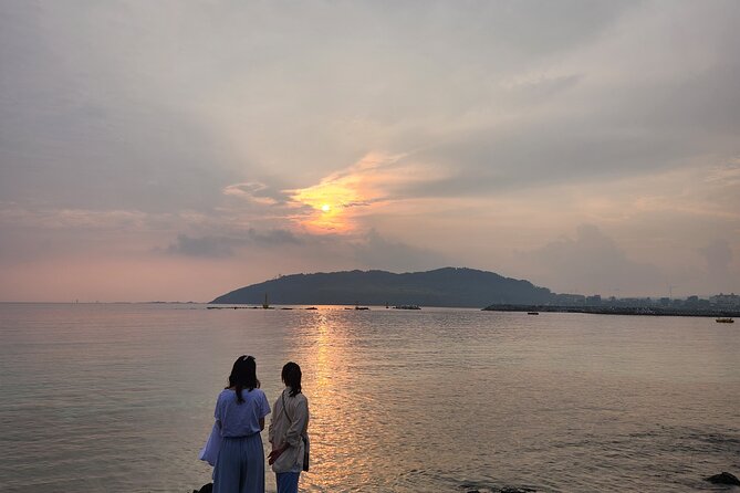 Jeju island Sunrise Tour Early Morning with Hotel Pickup - 5:00 am logistics from Jeju International Airport, plus pickup