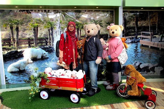 Jeju Island Taxi Tour - West Day Tour - Hallim Park and Raon The Ma Park: scenic starts and themed fun