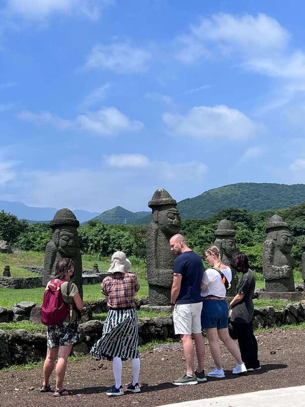 Jeju Island: Van Tour with a Guide Who Most Loves Jeju - Haenyeo Museum, the culture behind the diving