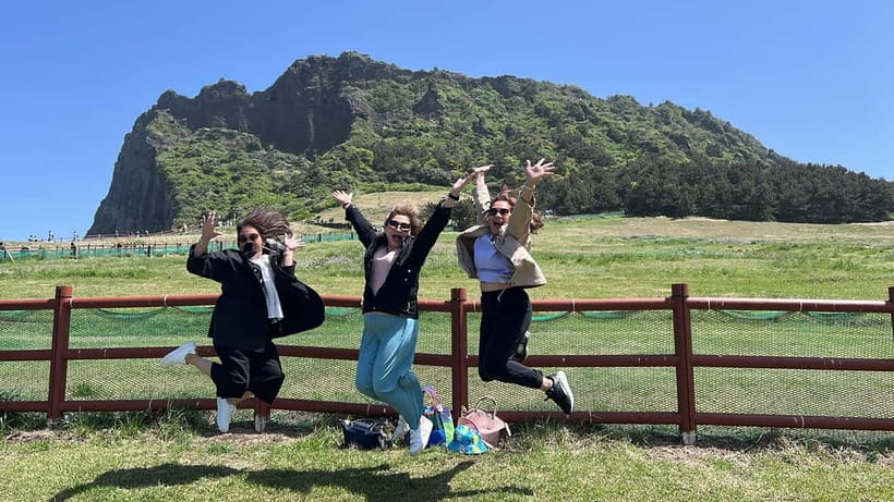 Jeju: Popular Sightseeing Private Car Charter Tour - The West course: Hwajowon, Aewol café street, Hallim Park, and coastal views