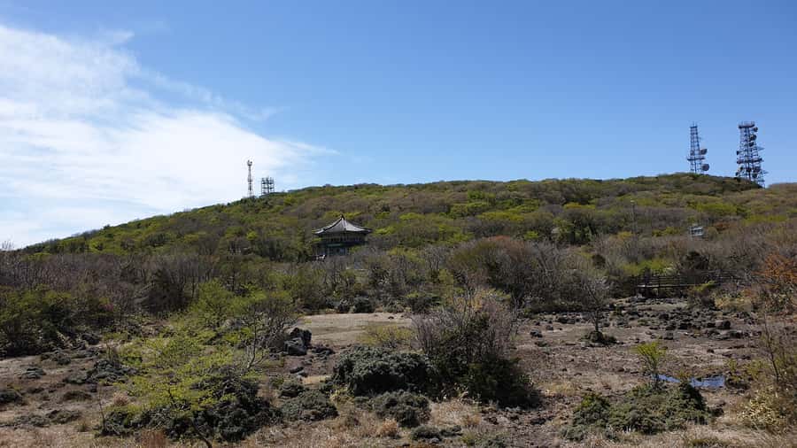 Jeju Premium Small Group UNESCO Day Tour - South - Yakcheonsa Temple and the idea behind the name