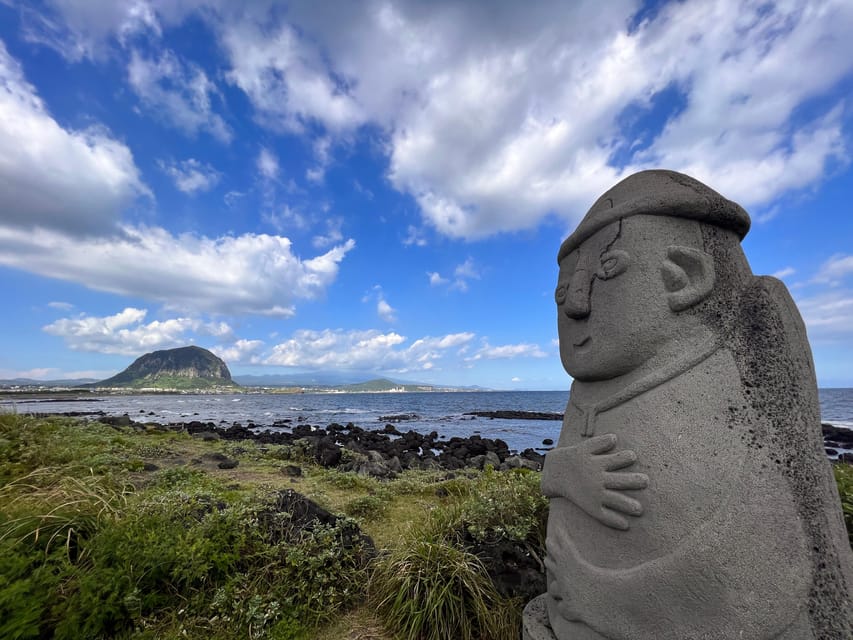 Jeju: West of Jeju Island Bus Tour from Seogwipo City - Pickup, drop-off, and how the day stays workable