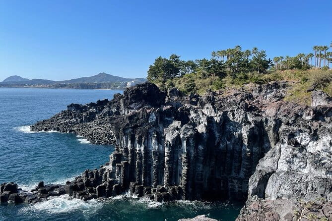 Jeju Western and Southern Routes Sightseeing Day Tour - Daepo Haean Jusangjeolli Cliff, Lava Columns Up Close