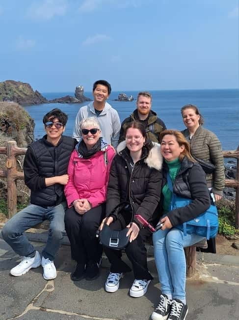 Jeju: Western and Southern Sightseeing Day Tour - Hallasan and the 1100 Altitude Wetland moment on Mt. Halla