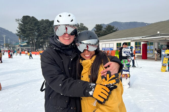 Jisan Ski Resort from Seoul by Shuttle(Opt Winter Skiing Package) - Hotel pickup and meeting points: the 10 to 15 minute rule