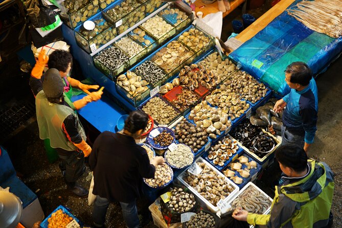 Korean Market Adventure with Chef Yie - Noryangjin Fish market - Timing, group size, and how to make this work with your Seoul plan