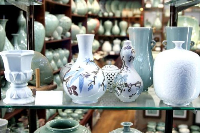 Korean Palace and Market Tour in Seoul Including Insadong and Gyeongbokgung Palace - Dealing With Seoul’s Closures: When Gyeongbokgung Swaps to Deoksugung