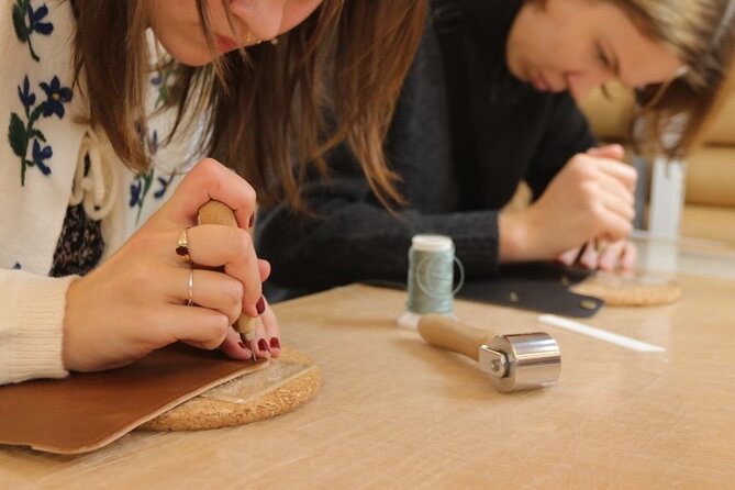 Leather Products Workshop in Seoul - Small Group Energy, Real Attention, and a Calm Space in Seoul