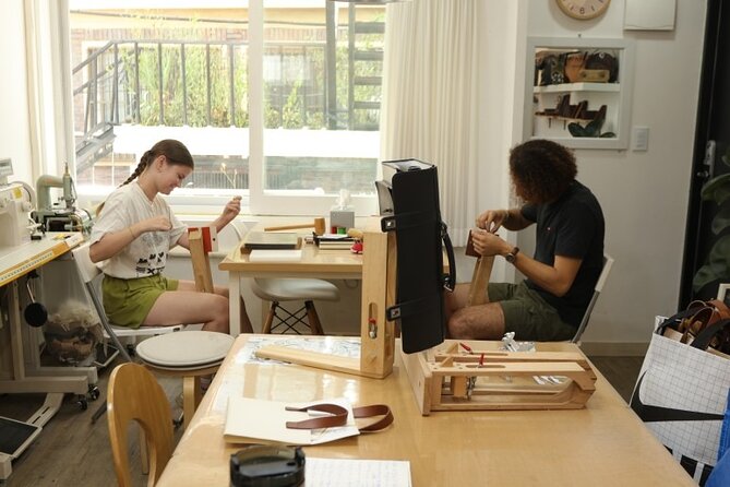Leather Products Workshop in Seoul - Tools, Materials, and Why Vegetable-Tanned Leather Feels Different