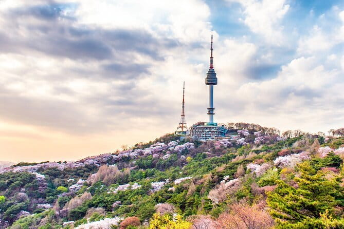 Lee’s Private 4-hour Customized Seoul Tour - Historic areas like Bukchon Hanok Village and Insadong