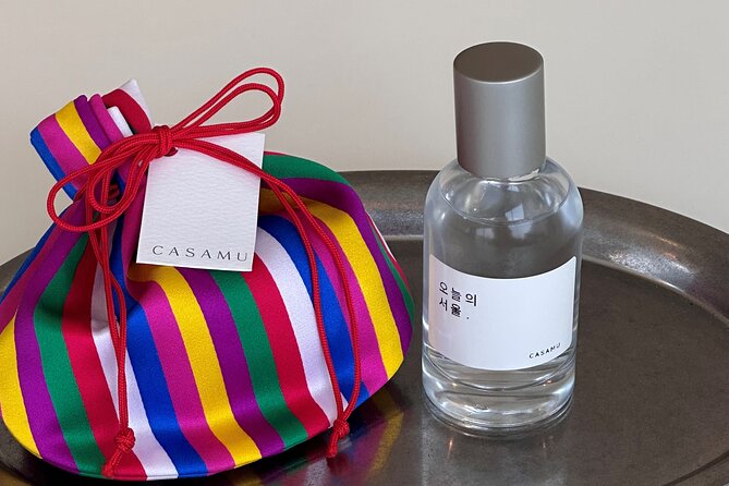 Make your K-scent perfume: Modern oneday class in Seoul - The Olfactory Pyramid: How You Get From Smell to Structure