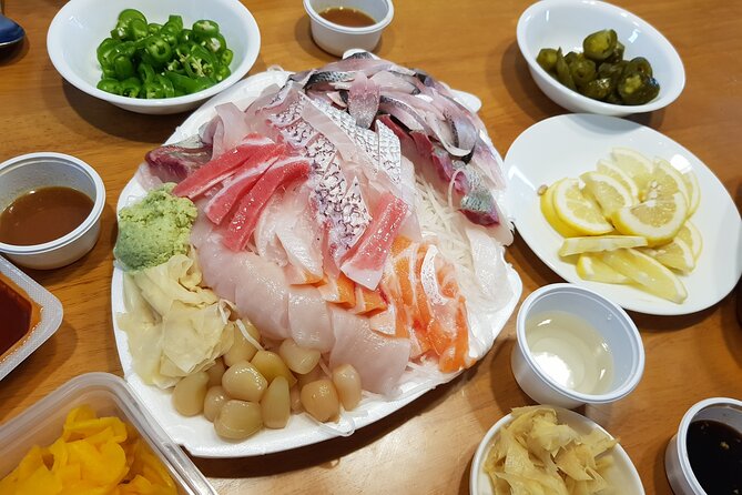 Noryangjin Fish Market Dinner - Sayuksin Park After Dinner: Tombs, Legends, and a River View