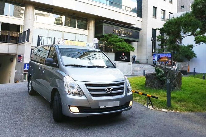 Private Airport Transfer: Gimpo Airport to Seoul City (1-5 pax) - The Ride Itself: Air-Conditioned Comfort and Straight to Seoul