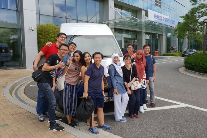 Private Airport Transfer: Incheon Airport to Seoul City 1-12 pax - The Ride Into Seoul: Direct, Calm, and Built for Groups