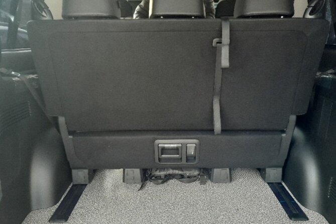 Private Airport Transfer: Incheon Airport to Seoul City (1-5 pax) - Arrival Drop-Off in Seoul: Getting From Car to Door