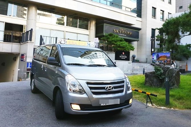 Private Airport Transfer: Seoul City - Gimpo Airport (1-5 pax) - Quick highlights