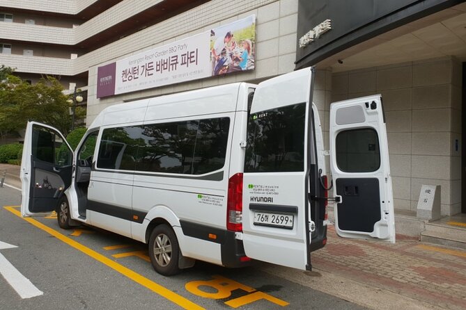 Private Airport Transfer: Seoul City to Incheon Airport 1-12 pax - Luggage rules that keep the van from turning into a puzzle