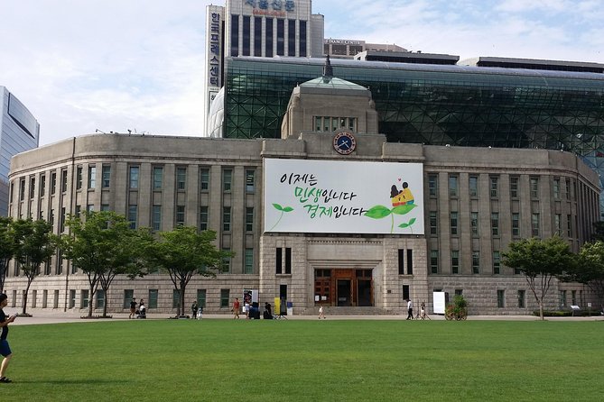 Private City Kickstart Tour: Seoul - Namdaemun Market: Big Traditional Seoul in a Short Stop