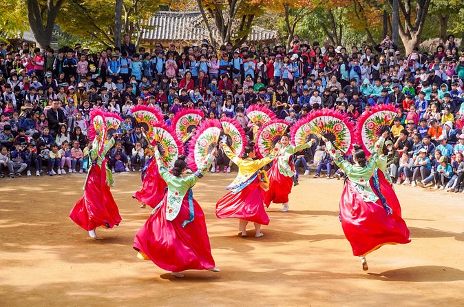 Private Day Trip to Korean Folk Village and Hwaseong Fortress - Stops 3 and 4 at Hwaseong Fortress: Yeonmudae and the Pavilion Views