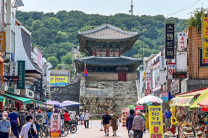Private Day Trip to Korean Folk Village and Hwaseong Fortress - Price and Value: Is $210 per Person Fair for 6 Hours?