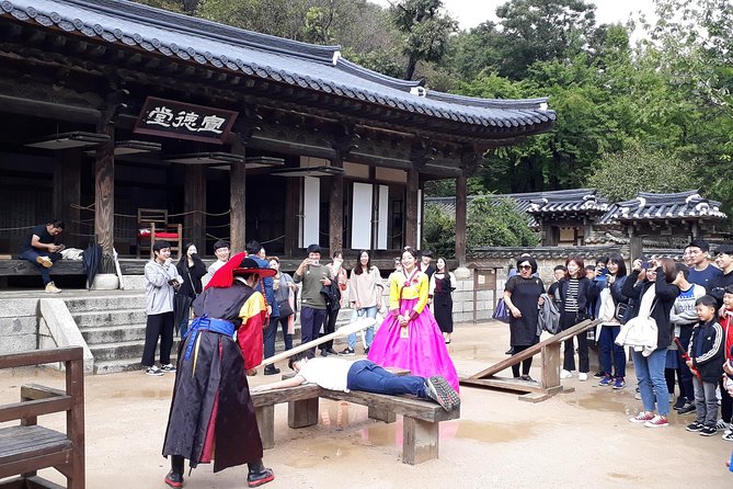 Private day trip to Korean Folk Village & Dae Jang Geum Park - How the guide turns two sites into one smooth story
