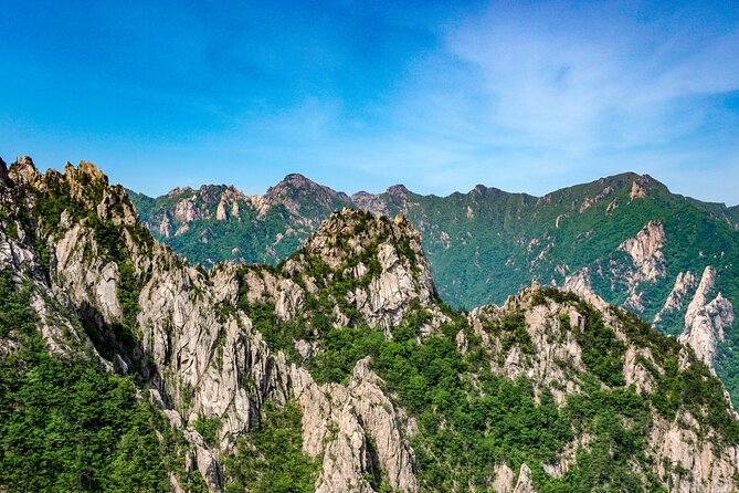 Private Day Trip to Seoraksan National Park - Entering Seoraksan: hiking, views, and the Gwongeumseong Peak cable car option