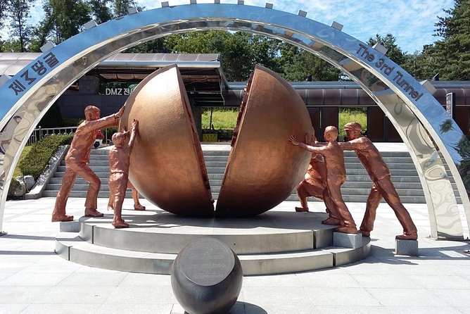 [Private] DMZ & Imjingak Peace Gondola Experience Inter-Korean War - Lunch, Bunker Beat 131, and the end stretch toward Myeong-dong