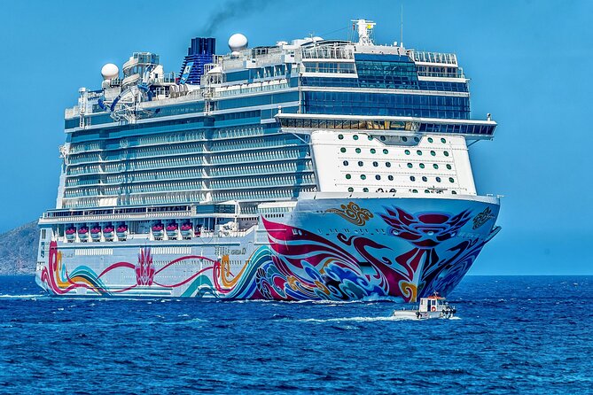 PRIVATE Flexible Tour Cruise Ship international ferry terminal - Lunch and budgeting: plan for food on your own