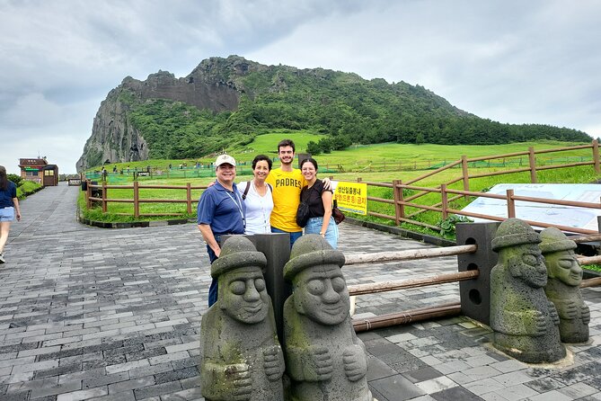 Private Full Day Tour World Natural Heritage & UNESCO in jeju - Jeju Stone Park and the Haenyeo Museum: where culture gets organized