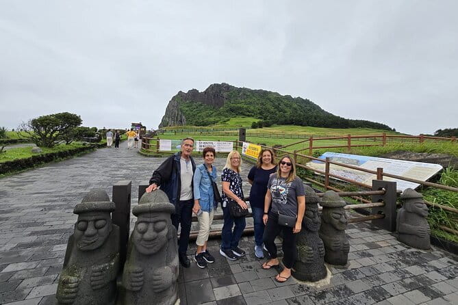 Private Jeju Customized Tour with Local Guide Mr.LEE Hong-min - Timing tips for a smooth 7 to 8 hour day