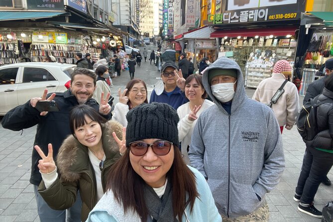 Private Seoul City Tour Palace, village, temple, market - Price and value: $261.92 for a full private loop
