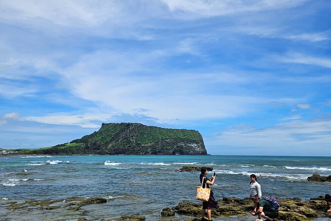 Private Tour in Jeju Island All Inclusive with Lunch - What This Private Jeju Day Does Best