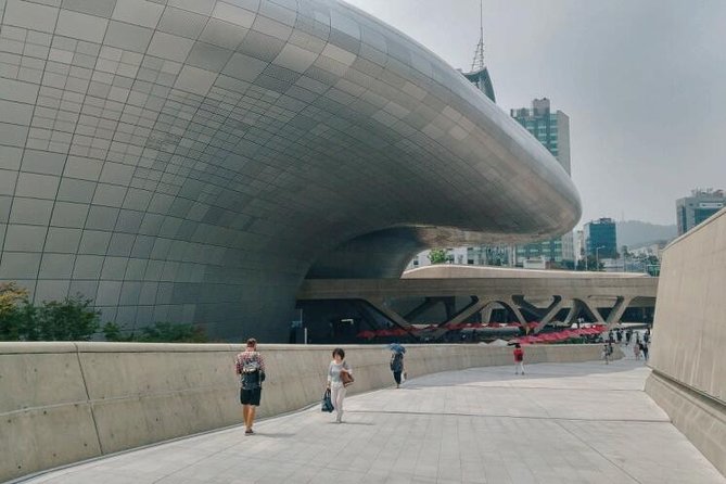 (Private tour) Seoul highlights; Gangnam and beyond Tour - Starfield COEX Mall in Gangnam: modern comfort with Starfield Library