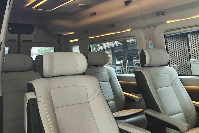 Private Transfer Incheon Airport <-> Seoul Korea - Meet-and-greet at Incheon, from arrival gate to correct meeting spot