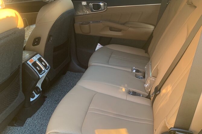 Private Transfer Incheon Intl. Airport —>Seoul - On Board Perks: Water, Candy, and the Calm Reassurance