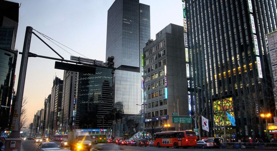 Seoul: 4-Hour Gangnam Walking Tour With Customized Itinerary - Stops You Can Expect: Gangnam Style Statue, COEX Mall, and Photo-Friendly Breaks