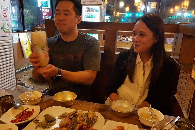 Seoul: Anthony Bourdain-Inspired BBQ and Pub Experience - Group size, walking pace, and who this tour fits best