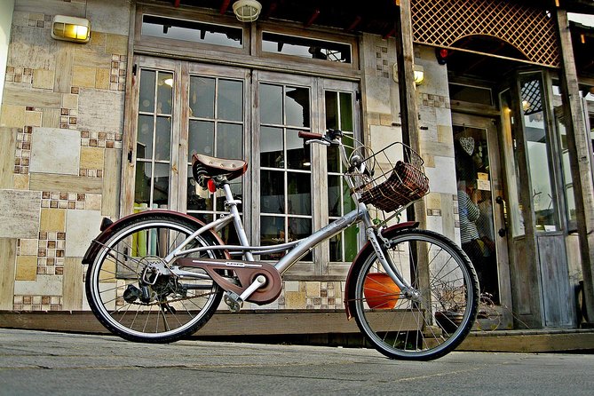Seoul Art Tour with a Local Expert: 100% Personalized & Private - Stop 2: Insadong-gil, where craft meets everyday life