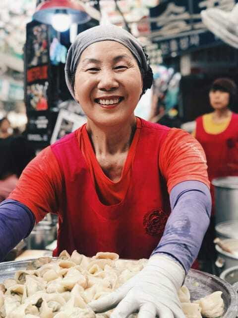 Seoul : Best of Seoul Private Walking Tour - Transportation, timing, and why 3 hours is the right length