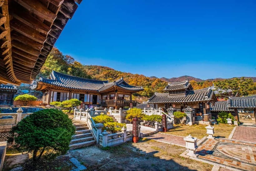 Seoul: BTS K-Pop Star Footsteps Journey ARMY Fan Day Tour - Getting the best BTS photos: what the guides actually do