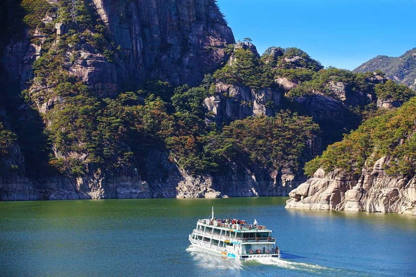 Seoul: Chungju Cruise, Cable Car & Cave Kayak Adventure Tour - Chungju Lake cruise: quiet water, cliffs, and a 20-minute reset