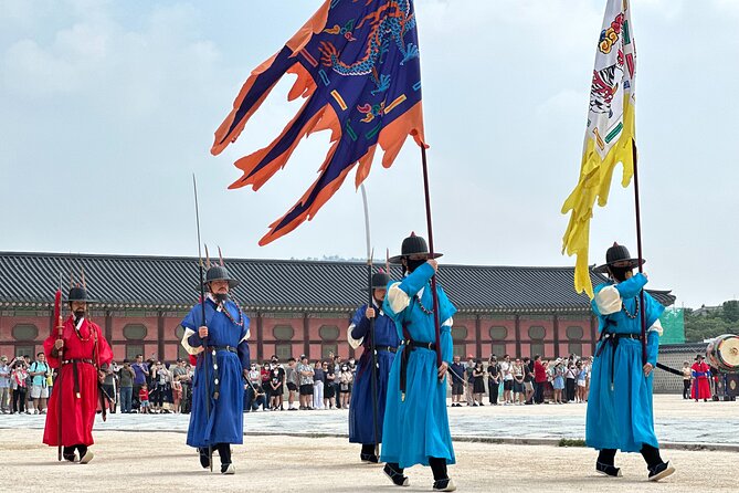 Seoul City Half Day Tour-Gyeongbok Palace Guard Changing Ceremony - Gyeongbokgung Palace and the Guard Changing at Gwanghwamun Gate
