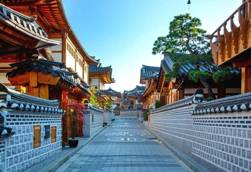 Seoul: City or Suburbs Private Chartered Car Tour for 10HR - A 10-hour private charter car, not a shared shuttle