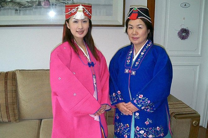 Seoul Cultural Tour - Kimchi Making, Gyeongbok palace with Hanbok - Tea ceremony, folk games, and the fun part of learning etiquette
