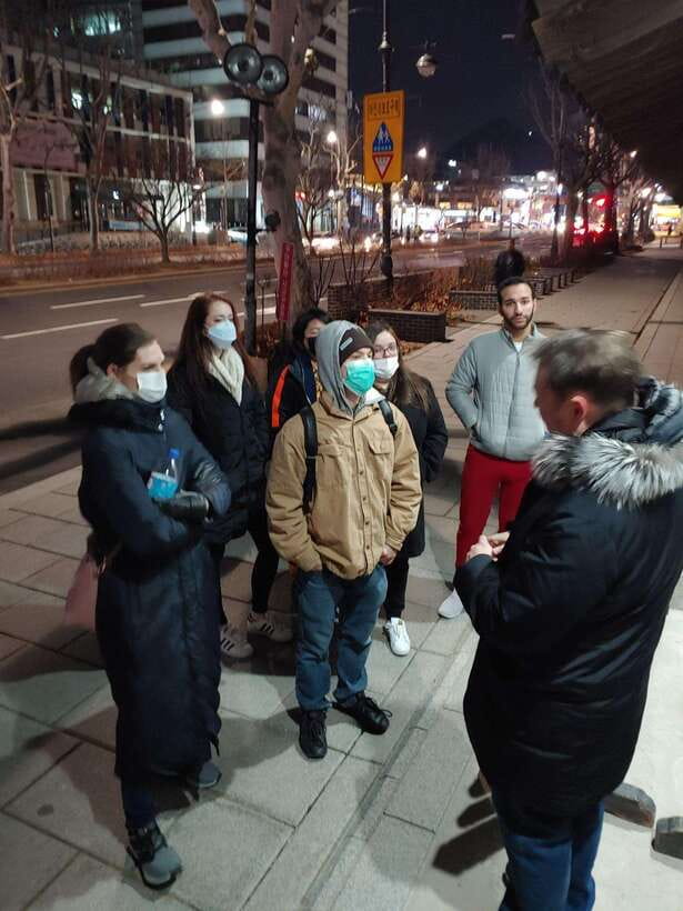 Seoul: Dark Side of the City and Ghost Stories Walking Tour - Palaces at night: Japanese colonial stories and royal-era legends