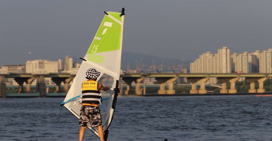 Seoul : Efoil Experience in Han River - Price and value: is $124 a fair deal?