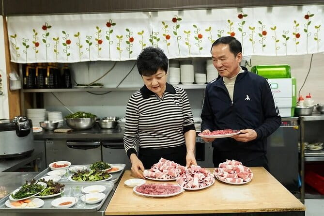 Seoul Food: Banchan, Bibimbap, and Beyond - Dongdaemun Design Plaza (DDP) Adds a Modern Contrast