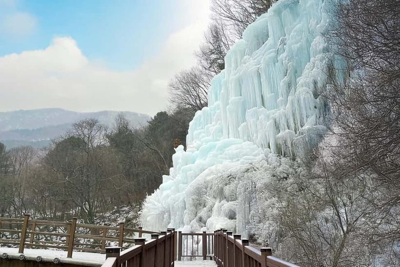 Seoul: Full-Day Winter Trip Ski Resort, Ice Valley, Namiseom - The Guide Factor: What Makes the Day Run Smoothly