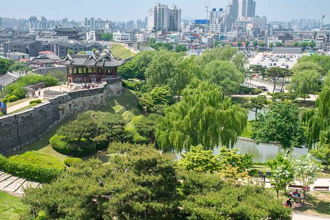 Seoul Gimpo Airport (GMP) Transfer to Seoul/Suwon/Seongnam/Yongin - Getting picked up at GMP: meeting points, vouchers, and the spot that matters