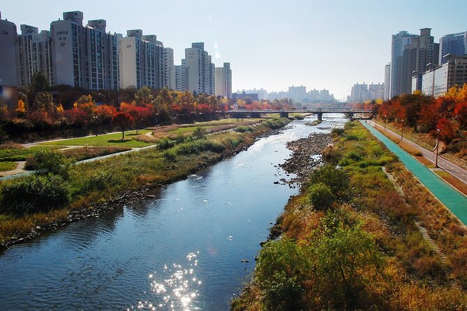 Seoul Gimpo Airport (GMP) Transfer to Seoul/Suwon/Seongnam/Yongin - Luggage rules you should actually measure before you pack